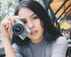 Apalagi dia, sempat curhat dilema karena diterima di harvard university dab stanford university. Terbongkar Ini Isi Percakapan Adu Mulut Maudy Ayunda Dengan Sesosok Pria Yang Bocor Di Instagram Pikiran Rakyat Com
