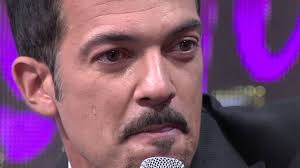 Fernando del Solar no puede contener las lágrimas durante entrevista