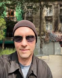 Lee Wall (@mrleewall) • Instagram photos and videos