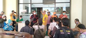 Places purwodadi smpn 2 purwodadi. Kata Wartawan Bak Maling Diduga Keluar Dari Mulut Kasek Smpn 2 Purwodadi Berbuntut Panjang Restorasi Hukum