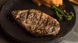 The main defining characteristic of these steaks is a strap of white fat on top, which is where the eye in the phrase rib eye steak comes from. First Ever 3d Printed Ribeye Steak With Real Cow Cells 3dnatives