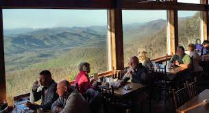 The ambiance of the dining room is relaxing, tasteful, and overlooking the beautiful mountains. Mt Pisgah Hike Restaurant