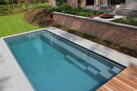 Gfk Pool Reflection Mit Seitlichem Einstiegs Und Entspannungsbereich Pool Hallenbader Sitzbank Garten
