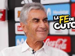 Historias de futbolistas Juan Carlos Oblitas Saba en La fe de Cuto: Cuando  'parchó' a Christian Cueva, la Copa América de 1975, su apodo de 'El  ciego', por qué dejó la medicina