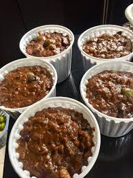 1 estrella, 1 pingüino, 1 frosty, 1 bastón de caramelo, 1 oso, 1 pájaro, 1 pudding, 1 reno, 1 búho, 1 gato, 1 perro, dos elfos, 1 hombre de jengibre, 1 mujer de. Relleno Navideno Food Homemade Recipes Homemade