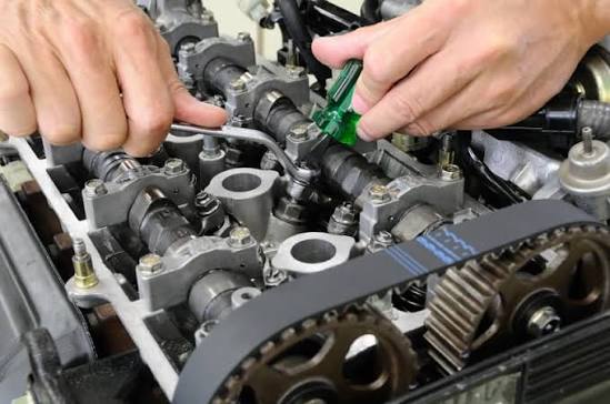 3 Incredibly Difficult Timing Belt Applications | Meineke Blog