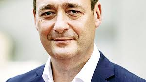 Infobox neededthis article or section needs an infobox template added. Jacek Rozenek Udar Poruszajace Wpisy Internautow