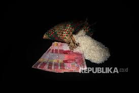 ▻beza bayar zakat pendapatan dan simpanan ? Ini Besaran Gaji Mereka Yang Kena Zakat Pendapatan Republika Online