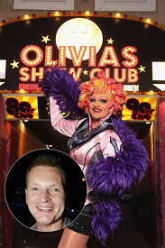 Stream tracks and playlists from olivia jones on your desktop or mobile device. Mutti Schrilles Huhn Knallharte Unternehmerin Und Norddeutsches Original Olivia Jones Die Multifunktionstranse Gala De