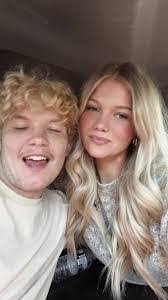 Isabelle Wiley's Instagram, Twitter & Facebook