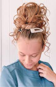 Mandy Modest Fashion Blogger On Instagram New Tutorial Tag Your Friends Below This Would Be Such S Great Sty Bun Hairstyles Long Hair Styles Hair Styles