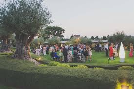 Guests at the farm stay can enjoy a continental breakfast. Nuestro Lugar Para Celebrar El Banquete La Finca La Montana Aranjuez Un Lugar De Ensueno Foto Copyright 1izq Www Primeroizq Com Foto Banquetes Ensueno