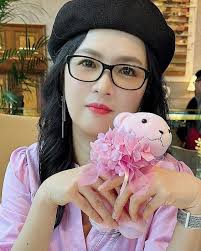 Clara Chow (@clarachow_artist) • Instagram photos and videos