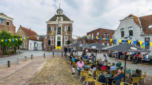 De combinatie van stadhuis en sluis is voor zover bekend uniek en daardoor van onschatbare waarde. Nieuwpoort Ontdek De Oude Hollandse Waterlinie