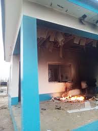 No fewer than 10 residents of igangan community, in the ibarapa north area of oyo state have been killed saharareporters gathered that the herdsmen arrived at igangan around 11pm on saturday. Oyo Tension Houses Vehicles Burnt Policeman Injured In Igangan Channels Television