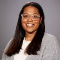 Shelly Hilliard's Instagram, Twitter & Facebook