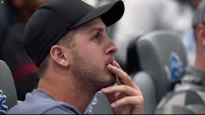 DAN CAMPBELL delivers powerful SPEECH in locker room after LIONS' victory  over 49ERS