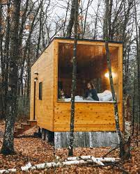 Pin By Ana Valles On Cabin Tiny House Cabin House In The Woods Container House