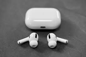 Apple's airpods pro are here! Mit Den Airpods Pro Laufen Apples In Ear Kopfhorer Im Test Run With Lars