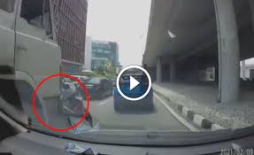 Tabel waktu solat dalam bentuk pdf atau excel. Rider Grab Food Dilanggar Lori Terbabas Di Puchong Ada Video