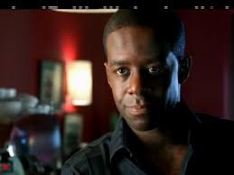 Hustle" Picture Perfect (TV Episode 2004)