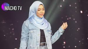 Penyanyi sarah suhairi bakal terbit dengan single terbaharu berjudul nyawa & raga. Konsert 2020 Sarah Suhairi Youtube