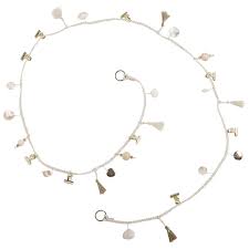 Objets Deco Guirlande Photos Maison Du Monde