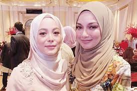 Community service charity event annual dinner concert annual open booth to sell product holiday fashion show hari raya celebration. Neelofa Vivy Yusof Are Both On Forbes 30 Under 30 Asia List Lipstiq Com