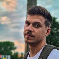 900+ "Erik !!!" profiles