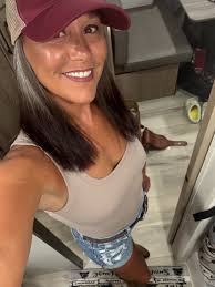 Can I pull off a hat~🤷🏻‍♀️