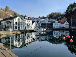 For the town in tvedestrand municipality, see tvedestrand (town). Vertshuset Tvedestrand Facebook