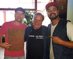 With music streaming on deezer you can discover more than 56 million tracks, create your own playlists, and share your favorite tracks with. Alemao Do Cavaco Chico Pinheiro E Serginho Picciani Society Rio Sp