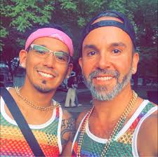 Anxious dog groomer with deshedding expertise?