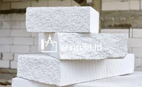 Hebel yang beredar di pasaran pada umumnya tersedia dalam dua ukuran, yaitu 60 x 20 x 10 cm & 60 x 20 x 7.5 cm, dengan harga per kubiknya sama. Daftar Harga Hebel Per Kubik 2021 Berbagai Merek Arsiteki Id