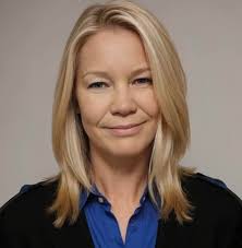 Do the Hoh's get to keep their winners outfits?