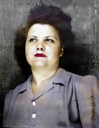 Daughters of Otto J. Waters & Ivor Brant Waters Deer. (l-r) Standing: Mama  Anne, Ruth W. Brinson, Zelma W. Brinson; Kneeling: Muriel W. Flythe,  Juanita W. Scarboro Nordstrom