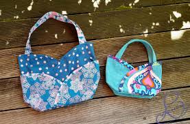 Kostenlose schnittmuster freebie schnittmuster zum ausdrucken. Gratis Schnittmuster Mit Freebook Blutentasche Tulipa Als Handtasche Fur Blumenkinder Oder Als Deko Selbst Die Frau Do It Yourselfies Diy Handarbeiten