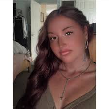 Halle Nelson (@halle.nelson.16) • Facebook, Connect with friends