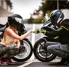 286 couple hd wallpapers and background images. Lovers Couple In Bike Wallpapers Wallpaper Cave
