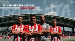 universiˈtate̯a kraˈjova), u craiova, or cs u craiova, is a romanian professional football team based in craiova, dolj county, currently playing in the liga i, the top tier of the romanian football league system. Uta Arad VÄƒ PrezentÄƒm Echipamentele De Joc Ale Facebook