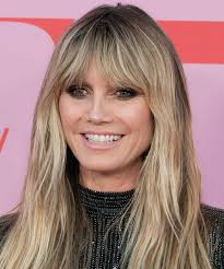 Apr 14, 2020 · i capelli lunghi richiedono molta attenzione, ma sono una buona base per tante acconciature e tagli di capelli. Frangetta Tutti I Tipi Di Frangia E A Chi Stanno Bene