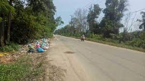 Best seller # tas selempang pria & tas bahu terbaru r5. Bahu Jalan Hang Kesturi Nongsa Berubah Jadi Tempat Sampah Warga Sudah Langganan Tribun Batam