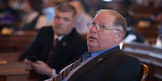 Kansas Republicans' tax plan falls as House fails to override veto