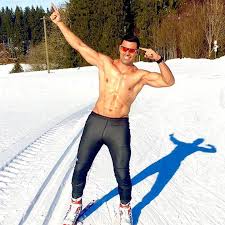 Pita taufatofua will compete in tokyo again this year. Hot Pics Of Tongan Flag Bearer Pita Taufatofua Popsugar Fitness