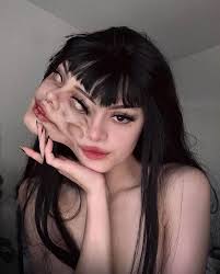 Conversation about sending unsolicited pictures in Portland