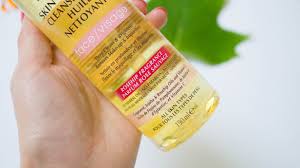 Nourishing & moisturizing face oils that you need for that innate radiance & shine. Palmer S Cocoa Butter Formula Skin Therapy Cleansing Oil Face Oil Macarons And Mischief