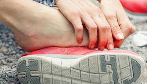 Foot and ankle pain diagnosis chart. Lateral Foot Pain Symptoms Causes And Treatment