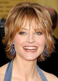 This haircut works on diane keaton because it doesn't compete with her spunky style. 30 Hairstyles For Women Over 50 To Look Beautiful Fashionable Hairdo Hairstyle