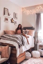 Tips Dorm Room Decor Ideas White Wall Cozy College Dorm Room Decor Cool Dorm Rooms College Bedroom Decor