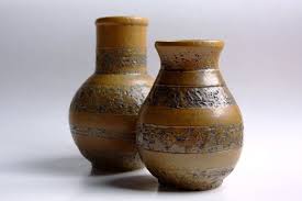 Mid Century Pair Of Vases By British Ceramics Studio Trio Brown British English Pottery Ceramic Earthy Midcentury Vase V Vase Ceramic Studio Pottery